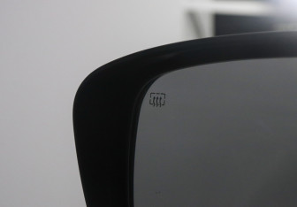 Подержанный автомобиль Nissan X-Trail 2017 года (13 фото)