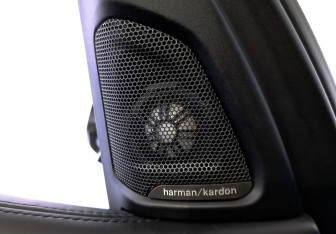 Подержанный автомобиль BMW X5 2017 года (30 фото)