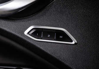 Подержанный автомобиль Geely Tugella 2021 года (12 фото)