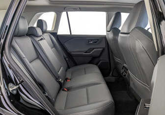 Новый Toyota RAV4 2025 (12 фото)