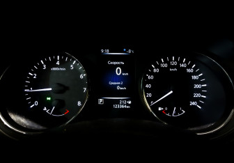 Подержанный автомобиль Nissan Qashqai 2016 года (13 фото)