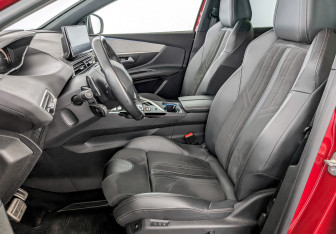 Подержанный автомобиль Peugeot 3008 2021 года (20 фото)