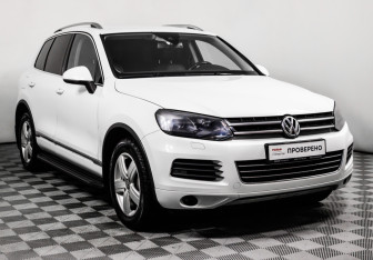 Подержанный автомобиль Volkswagen Touareg 2013 года (3 фото)