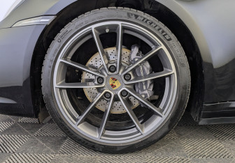 Подержанный автомобиль Porsche 911 Coupe 2020 года (11 фото)