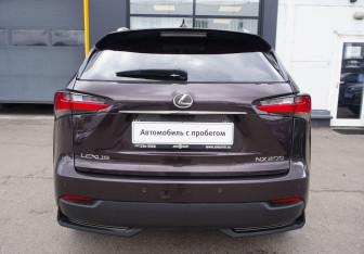 Подержанный автомобиль Lexus NX 2015 года (6 фото)
