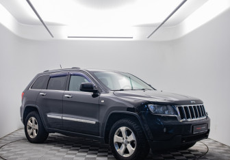Подержанный автомобиль Jeep Grand Cherokee 2012 года (3 фото)