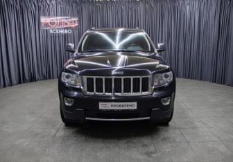 Подержанный автомобиль Jeep Grand Cherokee 2012 года (2 фото)