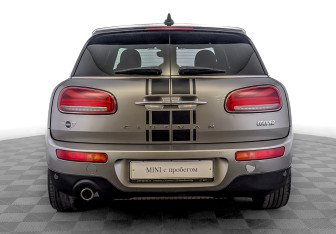 Подержанный автомобиль MINI Clubman Wagon 2019 года (6 фото)