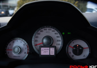 Подержанный автомобиль Honda Pilot 2008 года (10 фото)