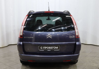 Подержанный автомобиль Citroen C4 Picasso 2010 года (5 фото)