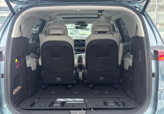 Новый Kia Carnival 2025 (7 фото)