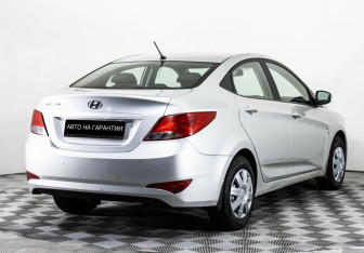 Подержанный автомобиль Hyundai Solaris Sedan 2016 года (5 фото)