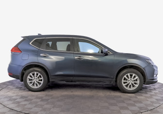 Подержанный автомобиль Nissan X-Trail 2018 года (4 фото)