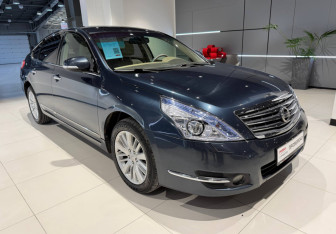 Подержанный автомобиль Nissan Teana 2011 года (2 фото)