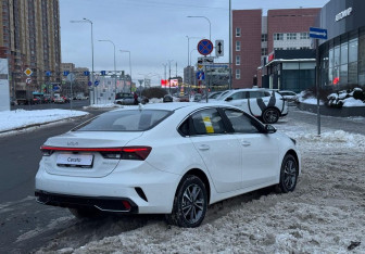 Новый Kia K3 Sedan 2025 (5 фото)