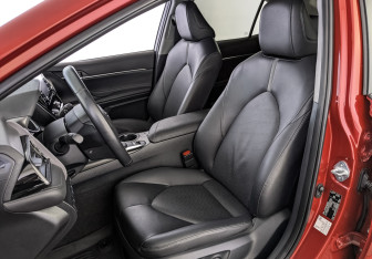 Подержанный автомобиль Toyota Camry Sedan 2022 года (20 фото)