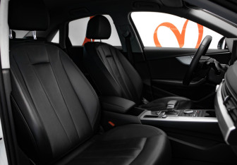 Подержанный автомобиль Audi A4 Sedan 2018 года (29 фото)