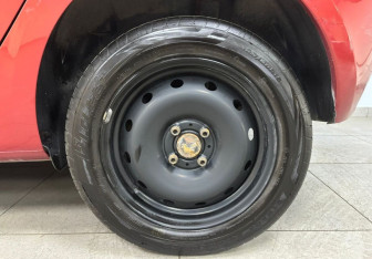 Подержанный автомобиль Renault Clio Hatchback 2008 года (9 фото)