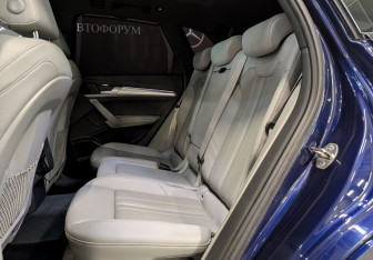 Подержанный автомобиль Audi Q5 2017 года (28 фото)