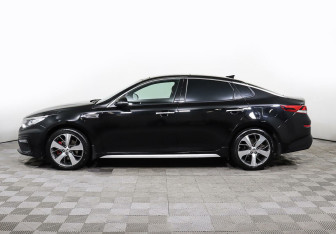 Подержанный автомобиль Kia Optima Sedan 2020 года (3 фото)