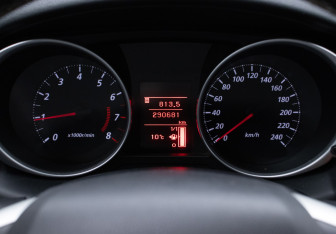 Подержанный автомобиль Mitsubishi ASX 2013 года (12 фото)