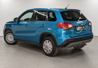 Подержанный автомобиль Suzuki Vitara 2018 года (7 фото)