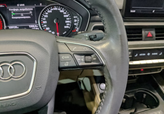 Подержанный автомобиль Audi A4 Sedan 2019 года (30 фото)