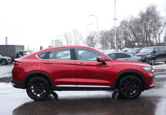 Подержанный автомобиль Geely Tugella 2020 года (4 фото)