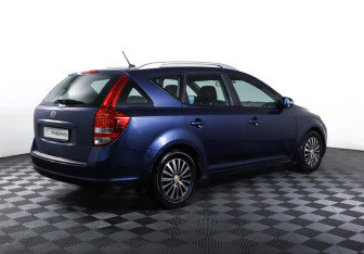 Подержанный автомобиль Kia Ceed Wagon 2010 года (5 фото)