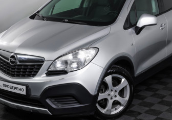 Подержанный автомобиль Opel Mokka 2014 года (21 фото)