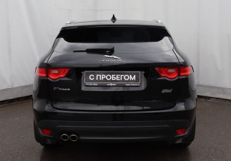 Подержанный автомобиль Jaguar F-Pace 2019 года (5 фото)