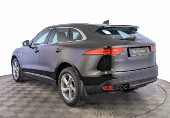 Подержанный автомобиль Jaguar F-Pace 2020 года (7 фото)