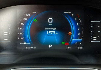 Подержанный автомобиль Geely Atlas Pro 2021 года (17 фото)