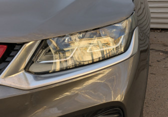 Подержанный автомобиль Geely Coolray 2022 года (11 фото)