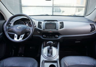 Подержанный автомобиль Kia Sportage 2014 года (12 фото)