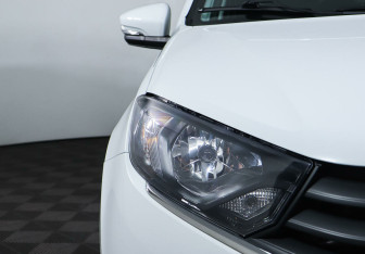 Подержанный автомобиль LADA (ВАЗ) Granta Sedan 2023 года (7 фото)