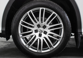 Подержанный автомобиль Lexus RX 2016 года (20 фото)