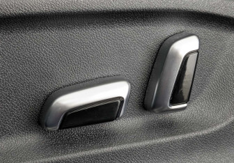 Подержанный автомобиль Volkswagen Teramont 2023 года (25 фото)