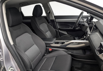 Подержанный автомобиль Geely Coolray 2023 года (22 фото)