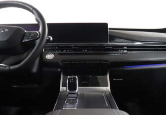 Подержанный автомобиль Chery Tiggo 7 Pro Max 2023 года (14 фото)
