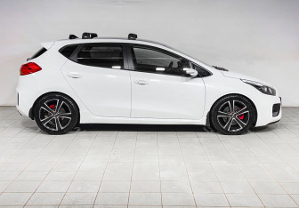 Подержанный автомобиль Kia Ceed GT 2014 года (4 фото)