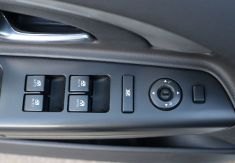 Подержанный автомобиль Kia Ceed Hatchback 2011 года (11 фото)