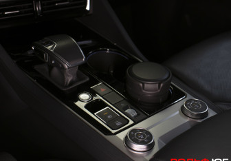 Подержанный автомобиль Volkswagen Touareg 2020 года (24 фото)