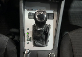 Подержанный автомобиль Skoda Octavia Liftback 2013 года (15 фото)