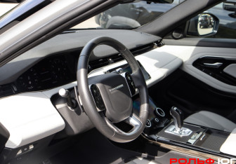 Подержанный автомобиль Land Rover Range Rover Evoque 2020 года (18 фото)