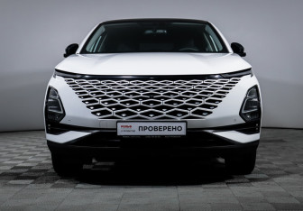 Подержанный автомобиль Omoda C5 2023 года (2 фото)