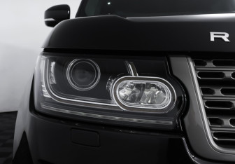 Подержанный автомобиль Land Rover Range Rover 2017 года (22 фото)