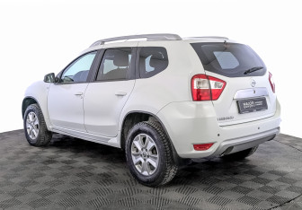Подержанный автомобиль Nissan Terrano 2021 года (7 фото)