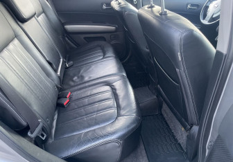 Подержанный автомобиль Nissan X-Trail 2013 года (11 фото)