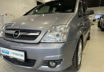 Подержанный автомобиль Opel Meriva 2007 года (9 фото)